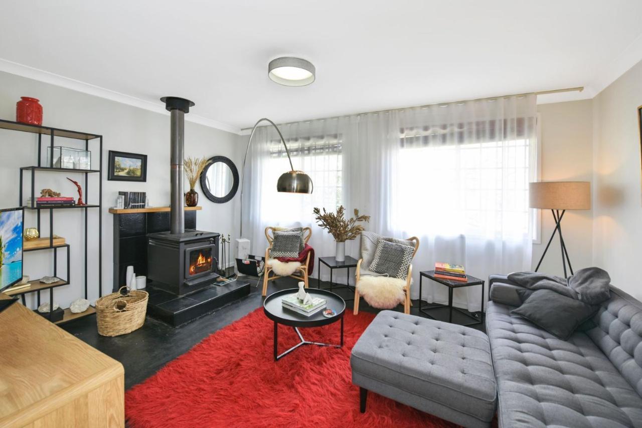 Twin Oaks * Katoomba